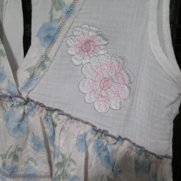 🌸🪶☮️ POL Embroidered Linen Patchwork Top NEW - Picture 10 of 12